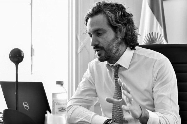 Santiago Cafiero ordena el regreso de los embajadores �militantes� y Sergio Massa imagina una pol�tica exterior �menos ideol�gica�