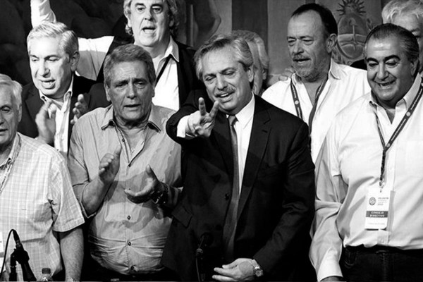 Alberto Fernández gestionó una tregua entre los máximos líderes sindicales para apuntalar su objetivo de bajar la inflación y ganar las elecciones