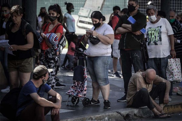 El desempleo alcanz� al 9,6% de la poblaci�n activa en el segundo trimestre, seg�n el Indec