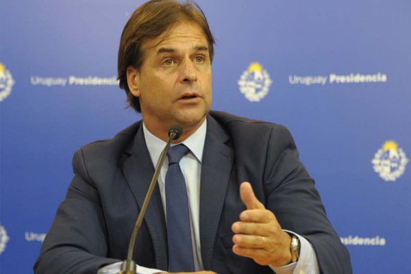 Lacalle Pou anunci medidas para desalentar que los uruguayos crucen a comprar a la Argentina