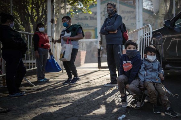 En junio, una familia podr�a cobrar hasta $73.000 si se suman AUH, otros beneficios y planes sociales