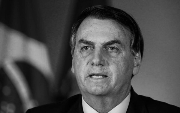 Jair Bolsonaro fue acusado formalmente de crimen contra la humanidad