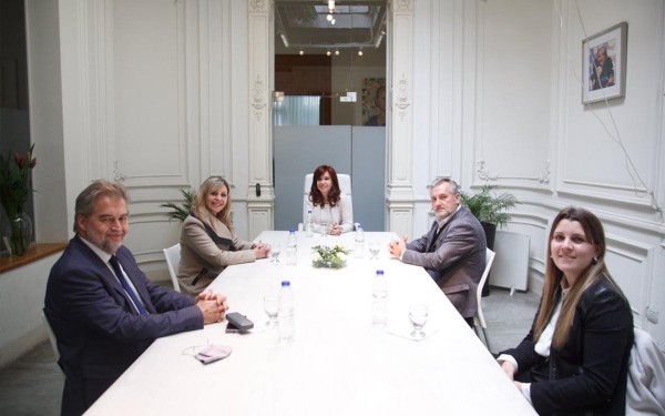 Cristina Kirchner volvi al Instituto Patria y se mostr con Lewandowski, Sacnun Y Mirabella 