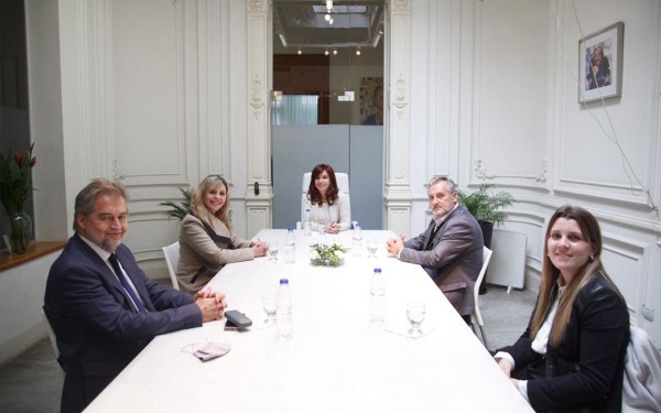 Cristina Kirchner volvi� al Instituto Patria y se mostr� con Lewandowski, Sacnun Y Mirabella 