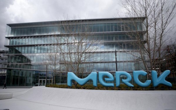 Uruguay dialoga con el fabricante de farmac�uticos Merck para adquirir p�ldora contra el COVID-19