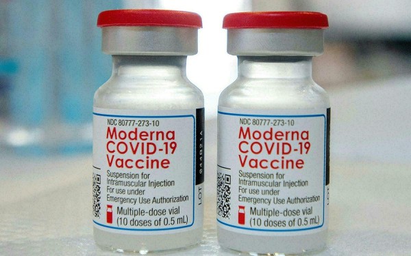 Moderna indic que el refuerzo de su vacuna protege contra la variante micron con una fuerte alza de anticuerpos