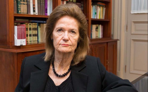 Elena Highton de Nolasco renunci� a la Corte Suprema