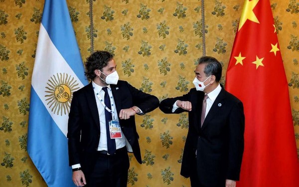 China anunci un acuerdo con el gobierno argentino en reas estratgicas: energa, comunicaciones y Antrtida