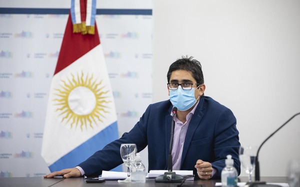 Suspenden actividades masivas y adelantan vacunaci�n en C�rdoba