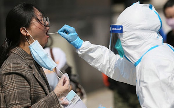 China quiere desterrar el COVID de Xian con �lanzallamas� y el Partido Comunista pidi� m�s rigor con los 11 millones de confinados