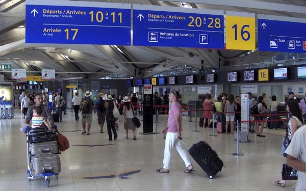 Francia reabre sus fronteras a los viajes de placer desde Reino Unido para los vacunados 