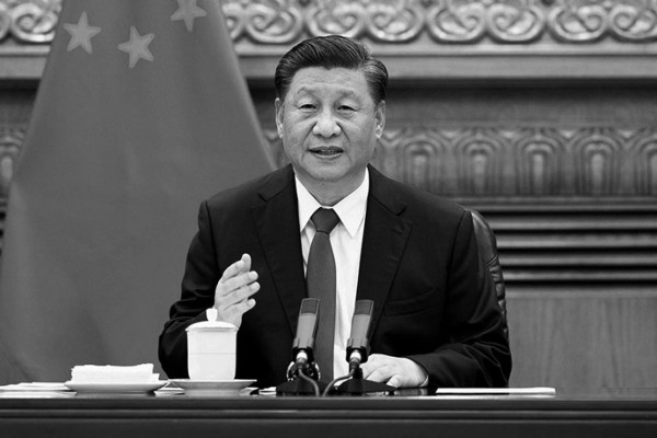 Xi Jinping advirti contra las 