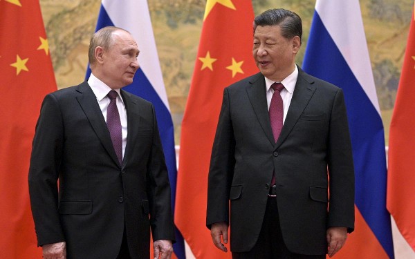 En medio de la masacre de civiles en Ucrania, China remarc su amistad con Rusia y dijo que ambos pases contribuyen a la paz