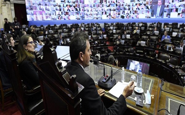 La Cámara de Diputados debate el acuerdo con el FMI