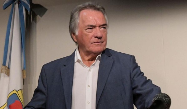 La contundente frase de Luis Barrionuevo sobre Javier Milei: �Gana en primera vuelta y sin chicote�