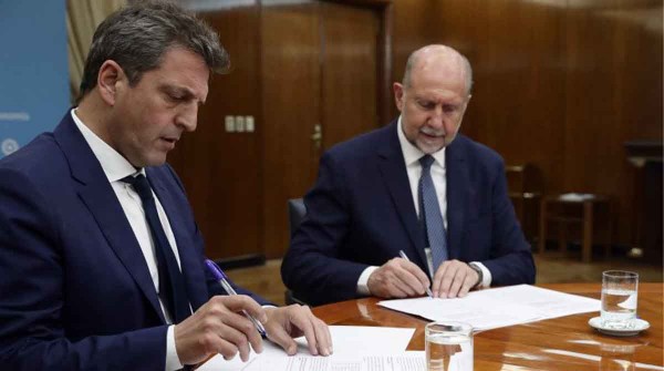 Perotti y Massa se reúnen en Buenos Aires para hablar de obras y financiamiento para Santa Fe