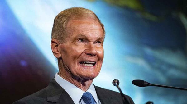 Bill Nelson, director de NASA: Hay ms de un billn de planetas como la Tierra, probablemente con vida