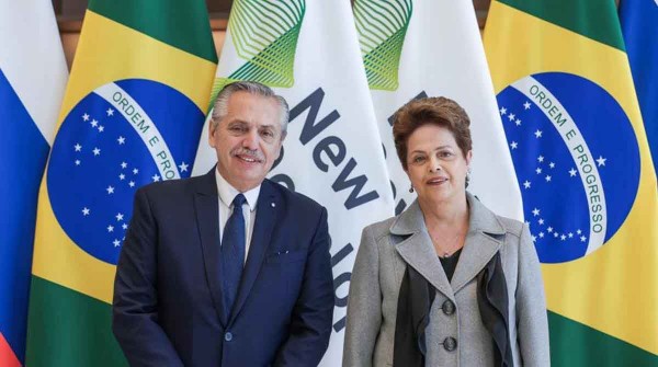 Alberto Fernndez se reuni con Dilma Rousseff en Shangai: Argentina adhiri al banco de los BRICS