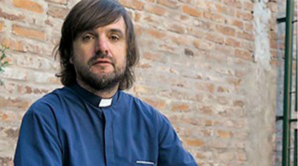 Seg�n el padre Pepe Di Paola, �ninguna persona de fe puede inclinarse por una propuesta electoral� como la de Milei