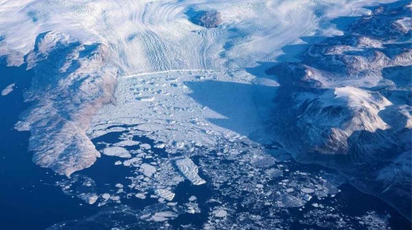 El derretimiento de plataformas de hielo de Groenlandia representa un riesgo 