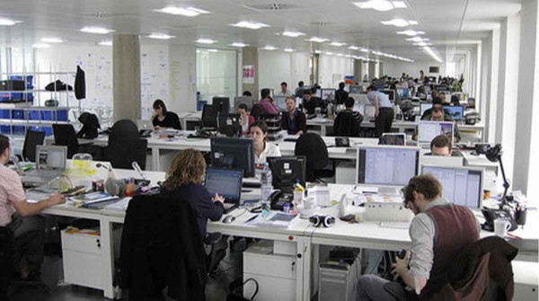 Eliminar impuestos, desregular y modernizar esquema laboral: las prioridades para el empleo en el gobierno de Javier Milei