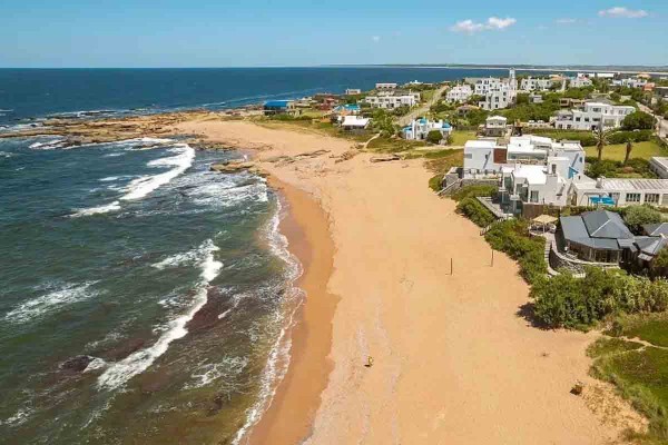 M�s de 30.000 argentinos solicitaron la residencia en Uruguay durante el gobierno de Alberto Fern�ndez