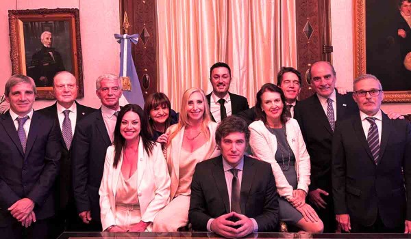 Gabinete inestable: en su primer ao de gestin, Milei cambi a casi 100 funcionarios y es rcord desde la vuelta de la democracia