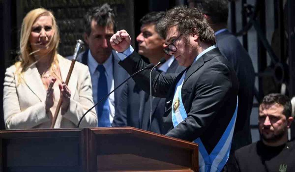 Javier Milei invit� al plantel campe�n a celebrar en el balc�n de Casa Rosada