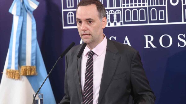 Tras el anuncio de los aranceles, el Gobierno dice que Argentina 