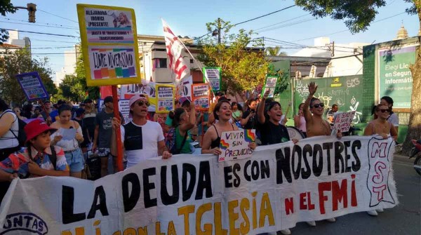 Santa Fe también marchó contra el ajuste y el protocolo antipiquetes del gobierno de Milei