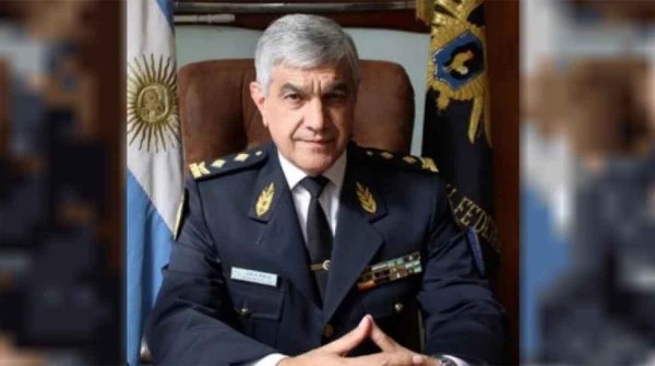 Cambios en la Polic�a Federal: el jefe Rolle orden� el retiro de los 16 comisarios generales de la c�pula