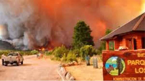 Incendios en Los Alerces: el fuego avanza en direccin a Esquel y ya se quemaron ms de 6000 hectreas