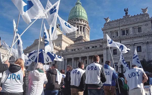 El oficialismo quiere arruinar la educacin pblica y se orienta a privatizarla