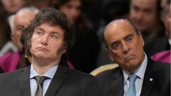 Milei y Francos recibieron en Casa Rosada al CEO de TotalEnergies