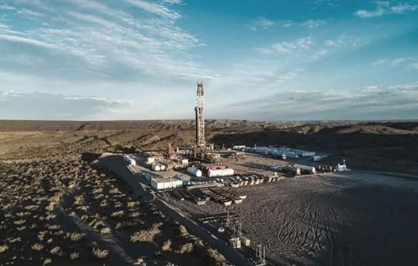 El Gobierno oficializ la adhesin al RIGI del multimillonario proyecto para Vaca Muerta