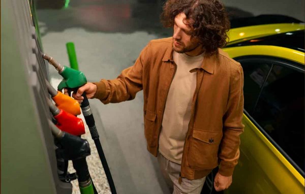 Autodespacho de combustible: fijan las condiciones que debern cumplir las estaciones de servicio