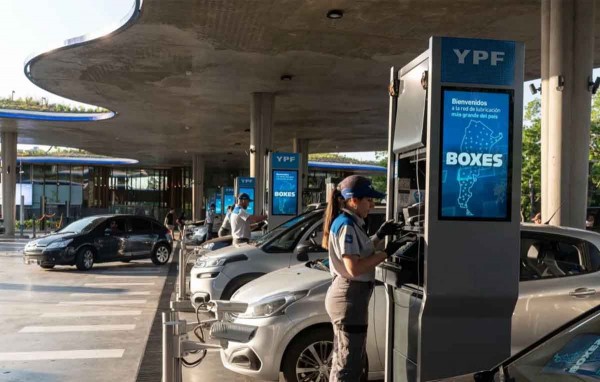 Nuevo sistema en YPF: el precio del combustible variar segn el comportamiento de las ventas en cada estacin