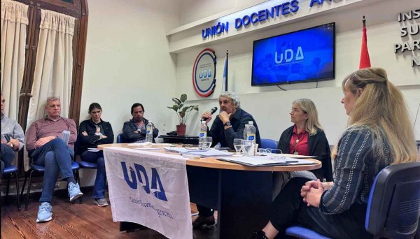 UDA Santa Fe exige paritarias y acusa al Gobierno provincial de sostener un discurso sin respaldo social