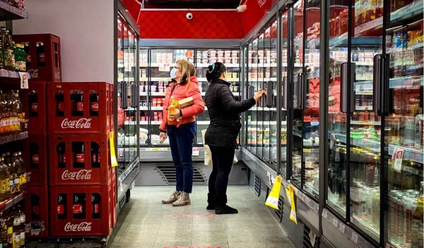 Grieta entre los grandes empresarios por la crisis del consumo y las consecuencias del plan econmico