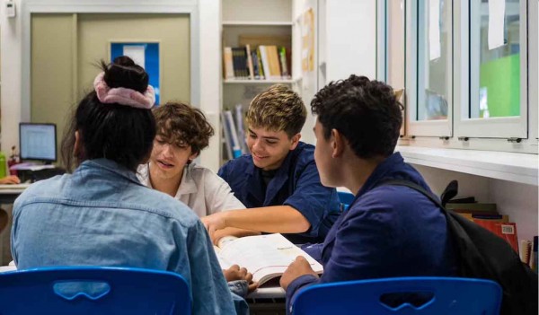 Avanza la reforma de la secundaria en CABA: en 2026 se suman 90 escuelas