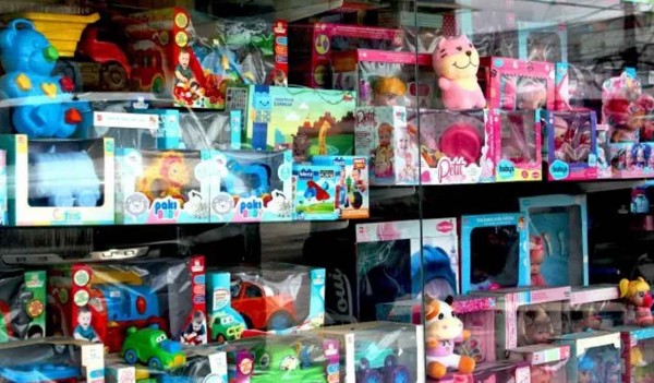 El Gobierno reduce los impuestos a la importacin de juguetes