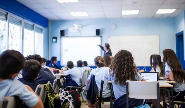 El Gobierno desreguló cuotas y matrículas de colegios privados para que definan sus