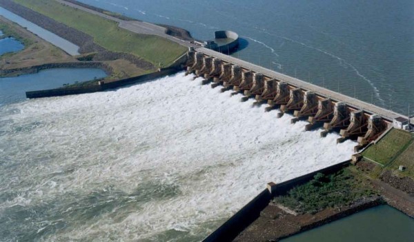 Economía aprobó pliegos técnicos para venta de hidroeléctricas