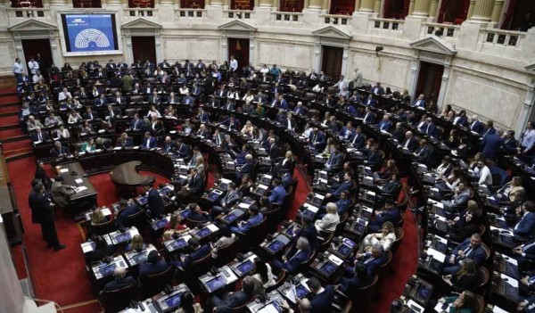 Ley de Glaciares: La Libertad Avanza y aliados convirtieron en ley la reforma de forma contundente