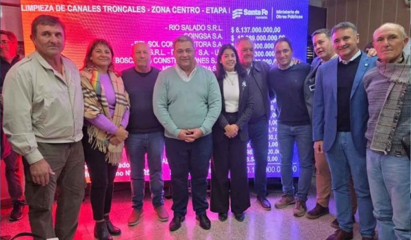 Se presentaron 18 empresas en la licitación pública para trabajos de limpieza de canales troncales de la zona centro de la Provincia de Santa Fe