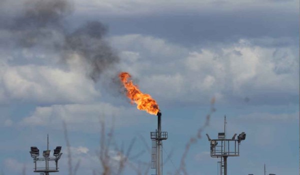 Los precios del petr�leo se desploman tras la firma del acuerdo de paz entre Estados Unidos e Ir�n