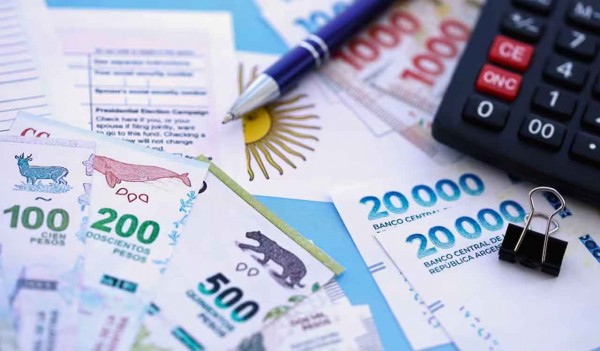 Los impuestos que golpean m�s fuerte a los que menos ganan: la paradoja de la carga fiscal