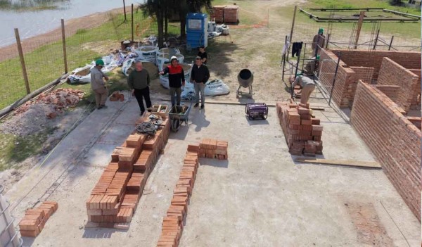 Michlig y Gonz�lez recorrieron el avance de obras que 