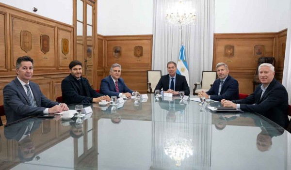 Reforma electoral, entre la necesidad del Gobierno y las realidades provinciales que se imponen